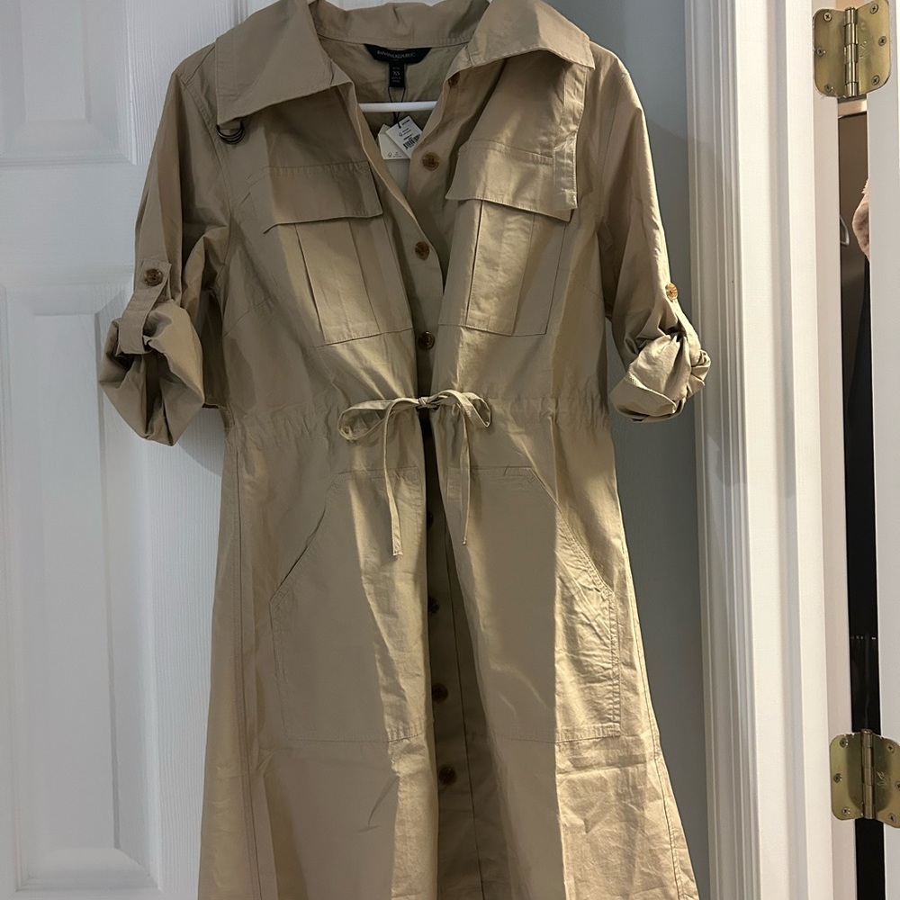 NWT Banana Republic Trench-back Shirtdress XSP